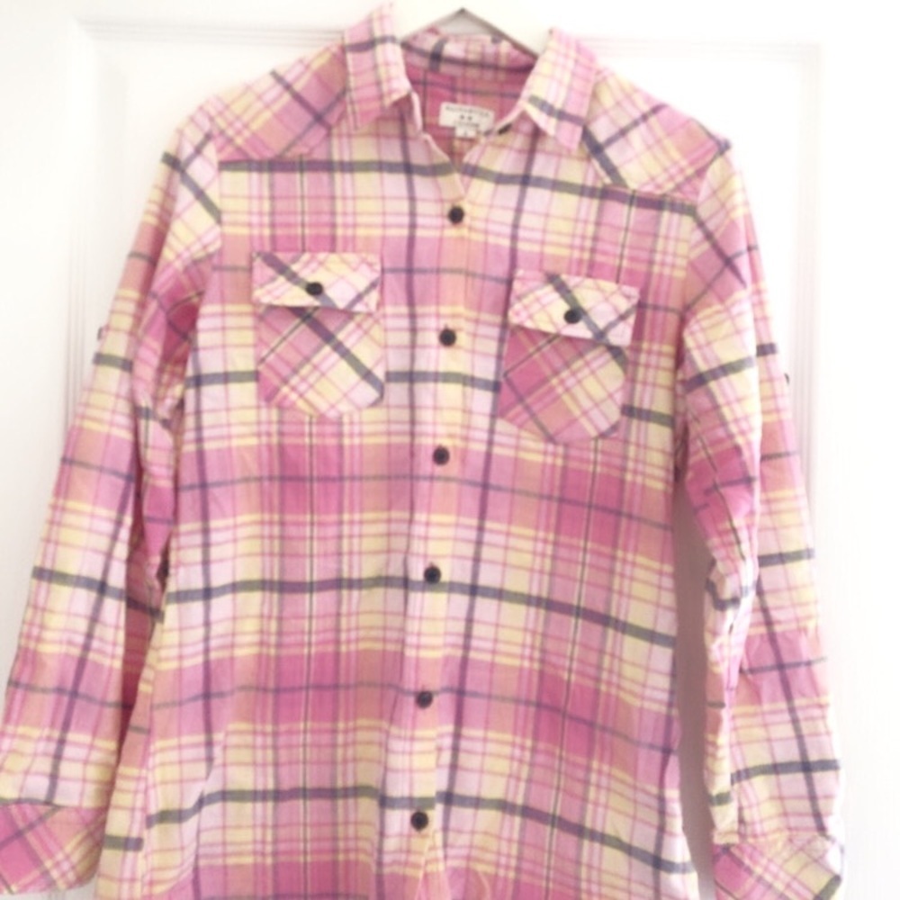 Pink Plaid button shirt size small - Picture 4 of 8